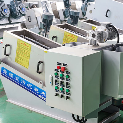 Automatischer Integrations-spiralförmiger Schlamm-Entwässerungsmaschine für Bauernhof-Schlamm-Behandlung