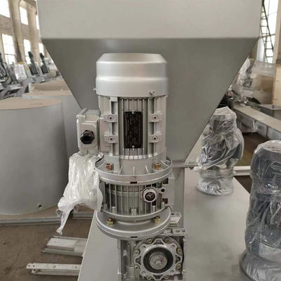 Anpassung 6000L / H Automatisches chemisches Dosiergerät Pulverdosiermaschine
