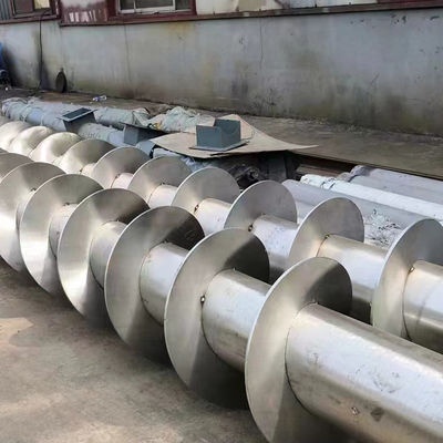 Schlacke aus Kohlenstoffstahl Sprial 304 rostfreier Schraubförderer für Zement