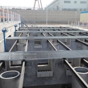 Weiße Abwasserbehandlungs-Primärsedimentationsbecken-Schmutz-Abfangen-Reinigung