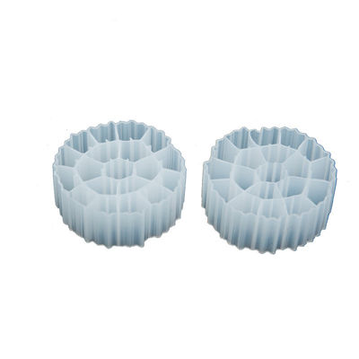 Sich hin- und herbewegender HDPE MBBR biologisches PlastikFiltermaterial-Flüssigbettfüller