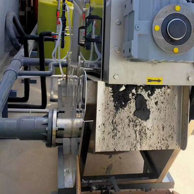 Spindelpresse-Schlamm-Entwässerungsausrüstungs-automatische spiralförmige Entwässerungsmaschine