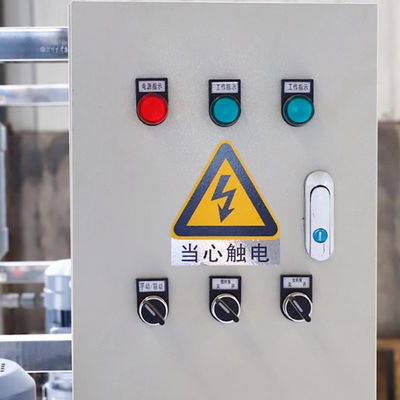Hohe Leistungsfähigkeits-Antikorrosions-automatisches chemisches Dosierungssystem 5500L/H