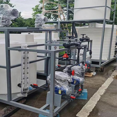 Automatisiertes chemisches abkühlendes verteilendes Wasser, das System 5000l/H dosiert