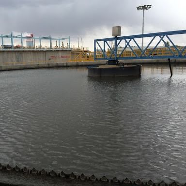 Umkreis-Antriebs-Schlamm-Saugmaschinen-Vollbrücke-Schlamm-Schaber-Ausrüstung